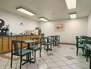 Super 8 By Wyndham Marana/tucson Area