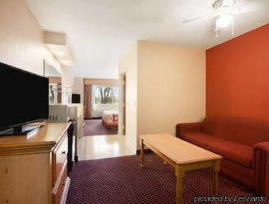 Super 8 By Wyndham Marana/tucson Area Hotel Marana